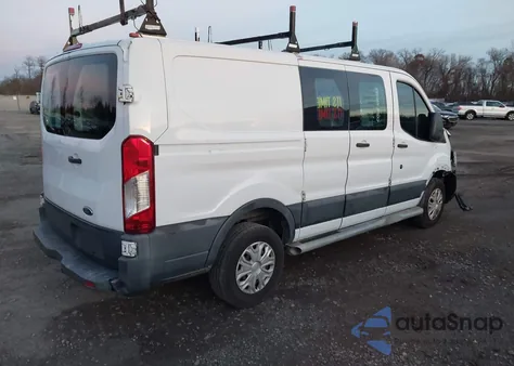 2015 Ford Transit-250 z USA, uszkodzony, nr VIN 1FTNR1ZM8FKB02568